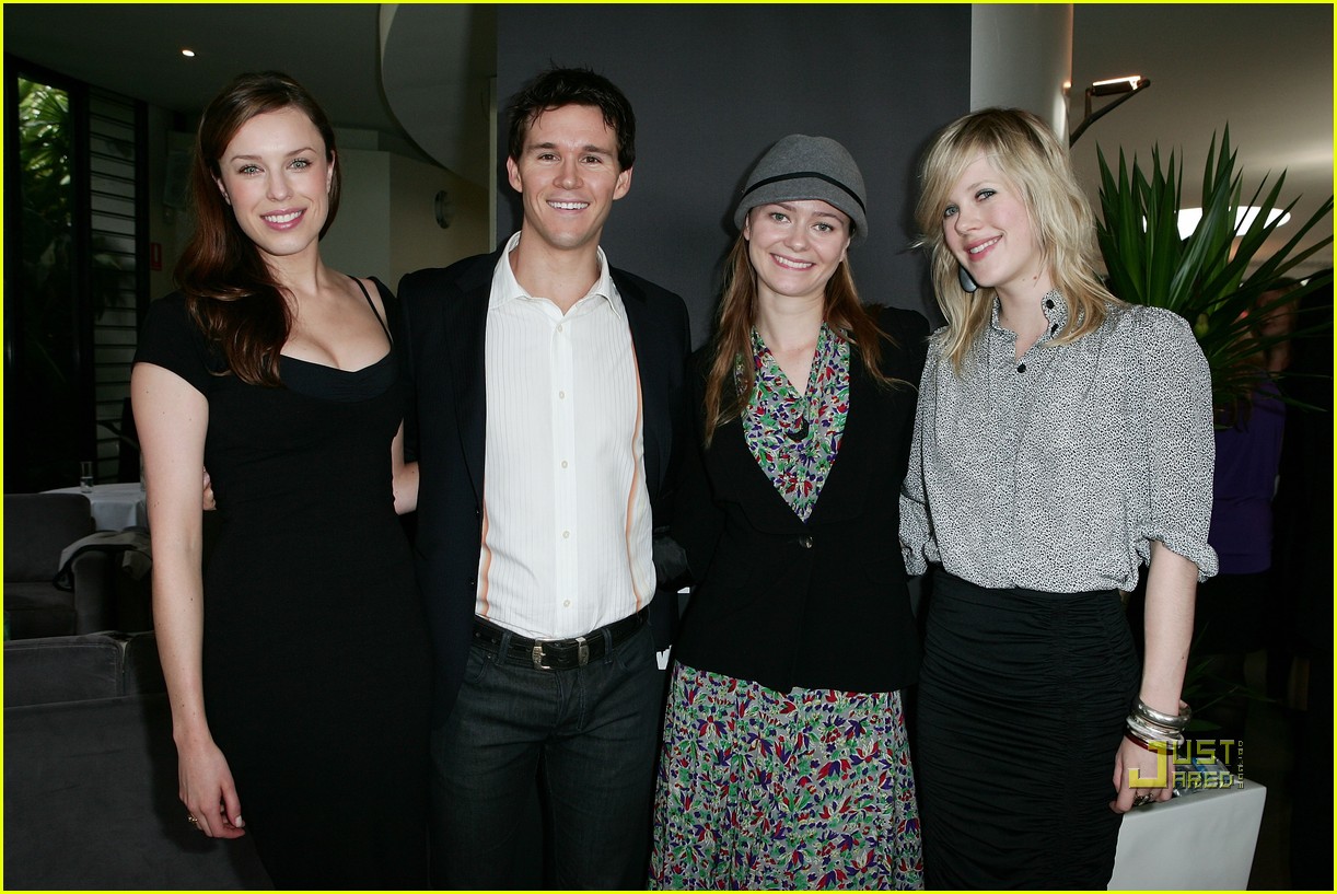 (L-R) Actors Jessica McNamee, Ryan Kwanten, Maeve Dermody and Alyssa McClelland pose during the announcement of the nominations for the Inside Film Awards 2009 at the Pavilion Cafe on October 12, 2009 in Sydney, Australia.