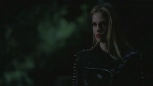 Kristin Bauer van Straten as vampire Pam, S4 Ep8