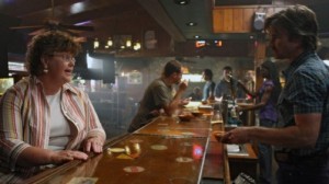 Charlaine Harris and Sam Trammell chat at the bar in Merlotte's